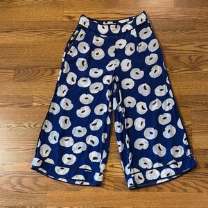 Blue flower print Crop pants
